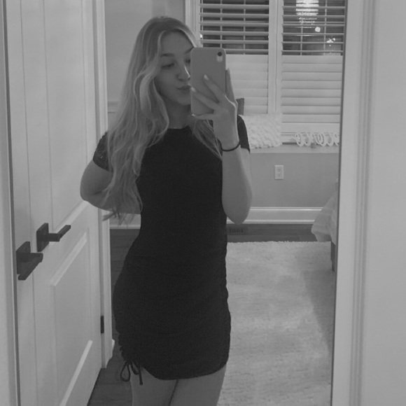 Meet your Posher, Erica - Picture 1 of 1